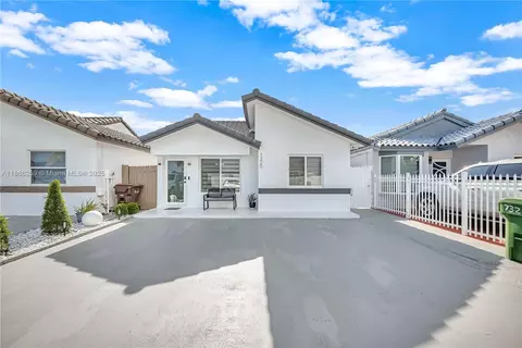 7320 W 29th Ave, Hialeah, FL 33018