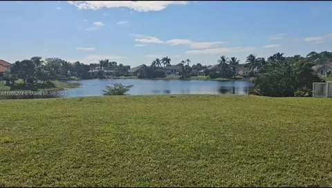 8280 NW 43 St, Coral Springs, FL 33065