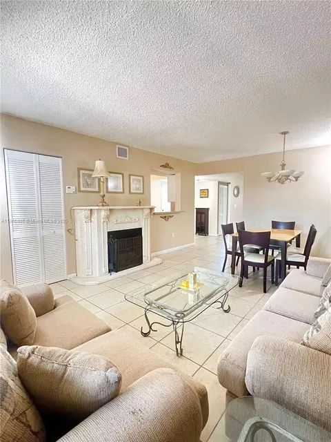 15701 SW 137th Ave #103, Miami, FL 33177
