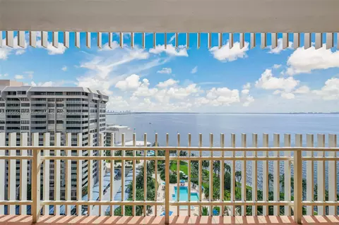 2 Grove Isle Dr #B1603, Miami, FL 33133