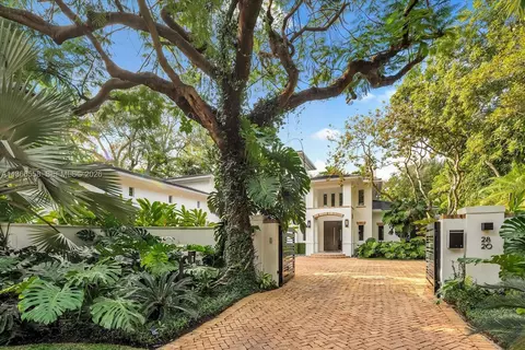 2820 Brickell Ave, Miami, FL 33129