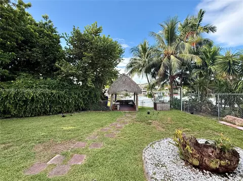 Undisclosed, Hialeah, FL 33014 photo 10