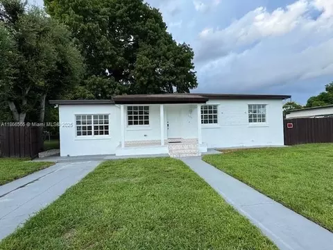 105 E 55th St, Hialeah, FL 33013