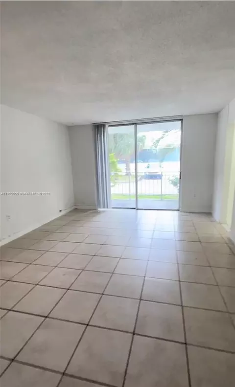498 NW 165th St Rd #D-101, Miami, FL 33169