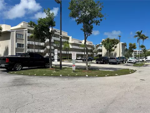 21133 SW 85th Ave #108, Cutler Bay, FL 33189