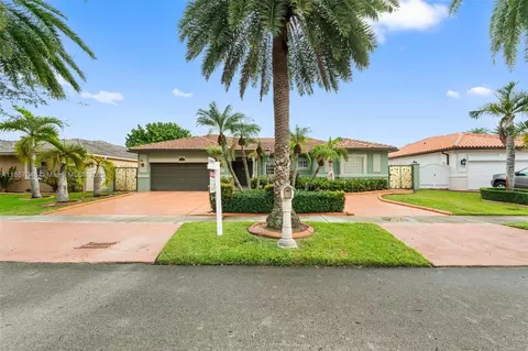 9010 NW 162nd Ter, Miami Lakes, FL 33018