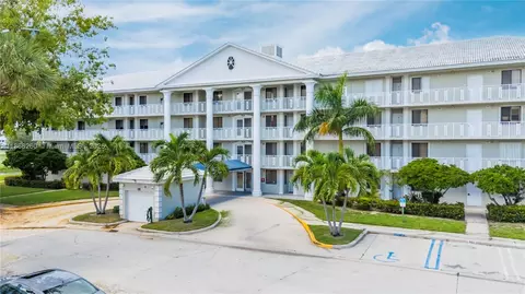 2441 S Village Blvd #402, West Palm Beach, FL 33409