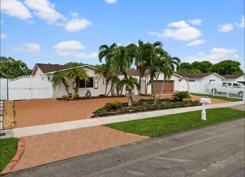 10820 SW 171st St, Miami, FL 33157