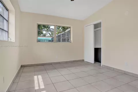 Bedroom - 650 NE 178 St, Miami, FL 33162 photo 5 of 8