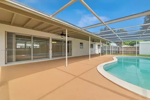 Other - 650 NE 178 St, Miami, FL 33162 photo 2 of 7