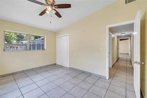 Bedroom - 650 NE 178 St, Miami, FL 33162 photo 7 of 8