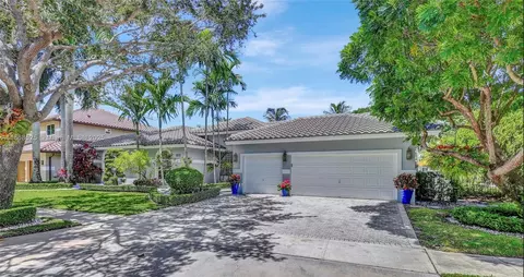 17511 SW 12th St, Pembroke Pines, FL 33029
