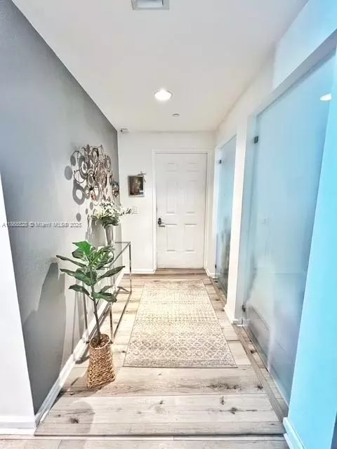 3340 NE 190th St #1507, Aventura, FL 33180