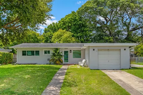 20540 Leeward Ln, Cutler Bay, FL 33189