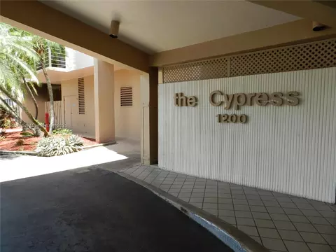 1200 Saint Charles Pl #509, Pembroke Pines, FL 33026