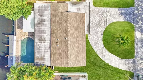 351 SE 16th Ave, Pompano Beach, FL 33060 photo 32
