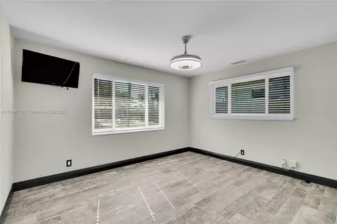 351 SE 16th Ave, Pompano Beach, FL 33060 photo 17