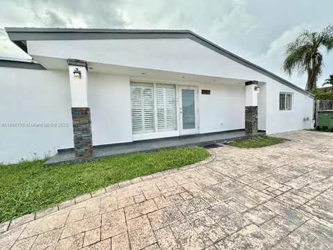 6580 W 12th Ct, Hialeah, FL 33012
