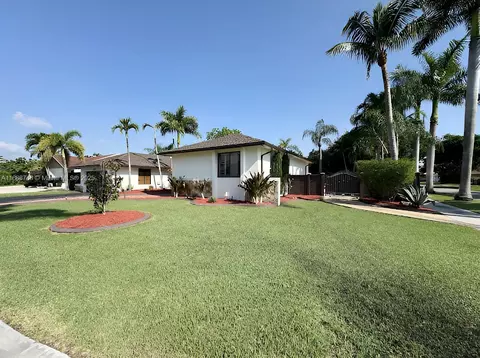 11601 SW 104th St, Miami, FL 33176