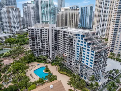 540 Brickell Key Dr #1809, Miami, FL 33131
