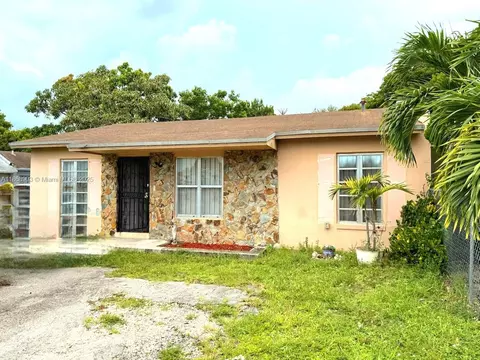 19438 NW 28th Pl, Miami Gardens, FL 33056
