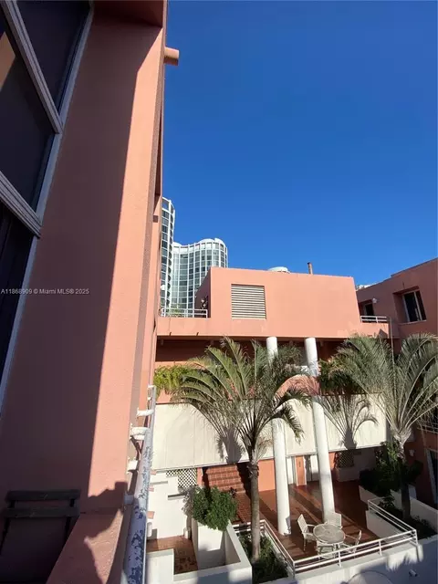2801 Florida Ave #433, Coconut Grove, FL 33133