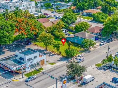 2177 NW 28th St, Miami, FL 33142