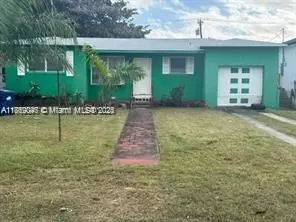 1450 NE 118th St, Miami, FL 33161