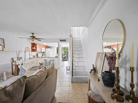 5089 W 12th Ln #D-5, Hialeah, FL 33012