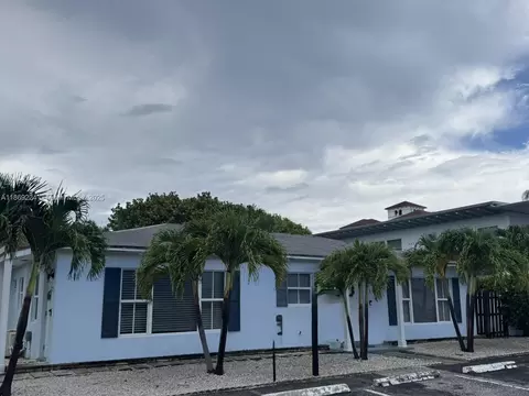 121 Linda Ln, Palm Beach Shores, FL 33404