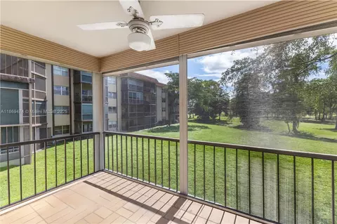6260 S Falls Cir Dr #203, Lauderhill, FL 33319