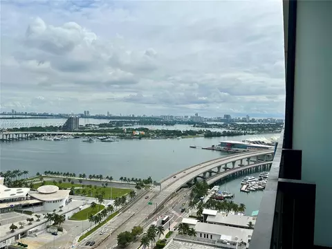398 NE 5th St #2506, Miami, FL 33132
