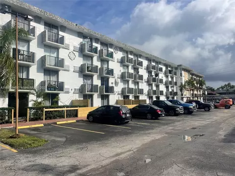 16450 NW 2nd Ave #109, Miami, FL 33169