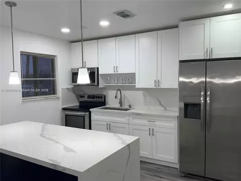 Kitchen - 1971 W 2nd Ave, Hialeah, FL 33010 photo 6 of 7