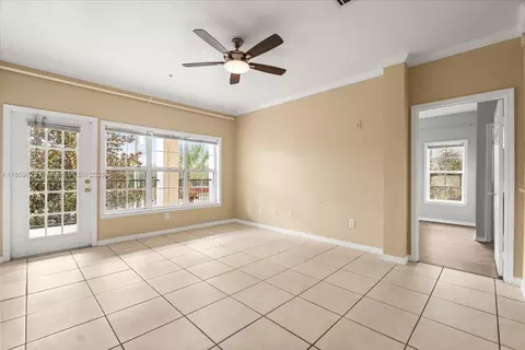 3555 Conroy Rd #1325, Orlando, FL 32839