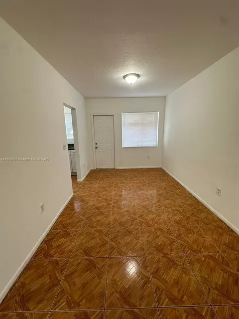 407 NW 84th St #407, Miami, FL 33150