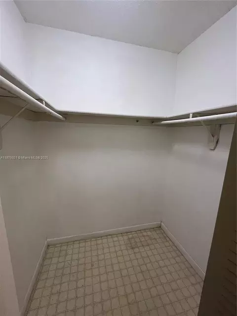 440 E 23rd St #1118, Hialeah, FL 33013 photo 15