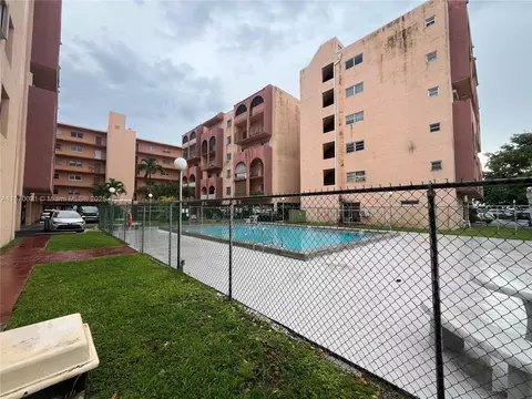 440 E 23rd St #1118, Hialeah, FL 33013 photo 28