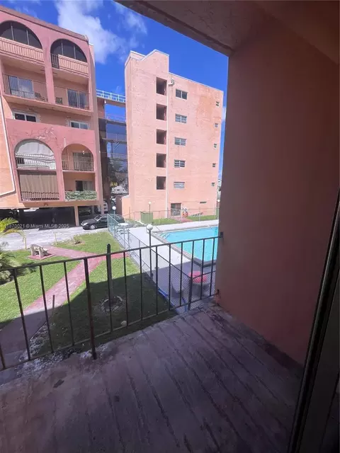 440 E 23rd St #1118, Hialeah, FL 33013 photo 26