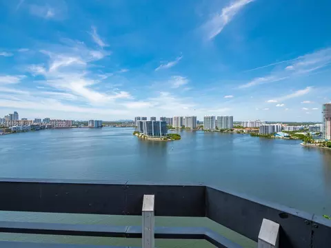 19101 NE 36th Ct #2501, Aventura, FL 33180