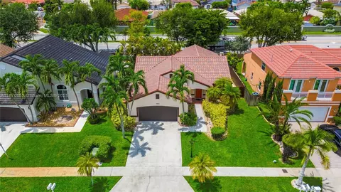 7830 SW 161st Pl, Miami, FL 33193