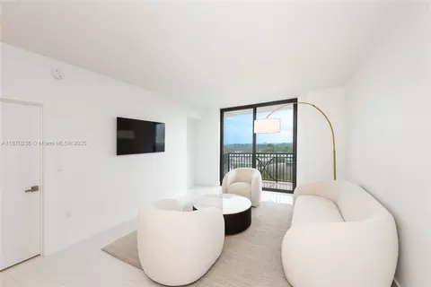 301 Altara Ave #619, Coral Gables, FL 33146