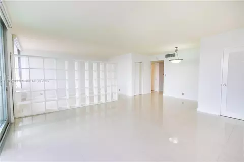 1000 West Ave #430, Miami Beach, FL 33139