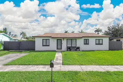 10925 SW 141st Ln, Miami, FL 33176