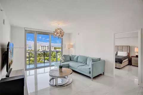 330 Sunny Isles Blvd #5-1204, Sunny Isles Beach, FL 33160