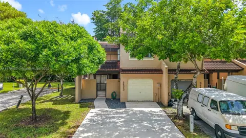 3623 Torremolinos Ave #A-112, Doral, FL 33178