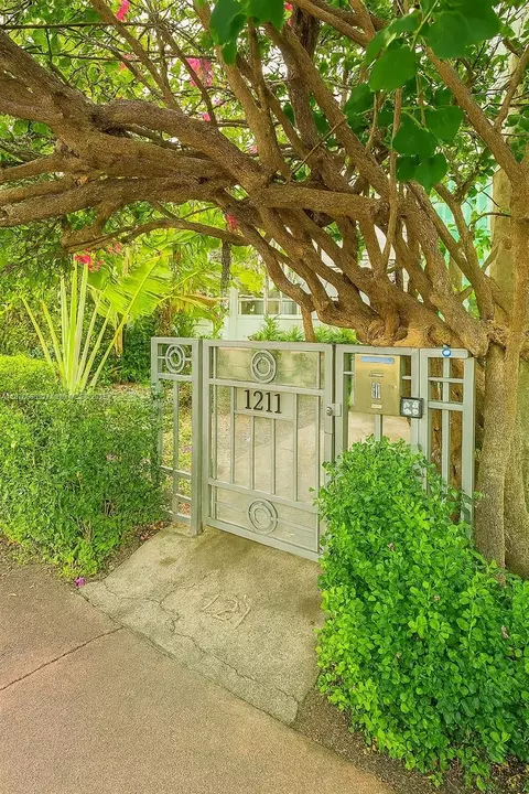 1211 Pennsylvania Ave #B1, Miami Beach, FL 33139