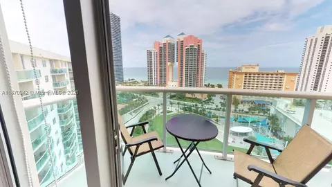 19370 Collins Ave #PH-11, Sunny Isles Beach, FL 33160
