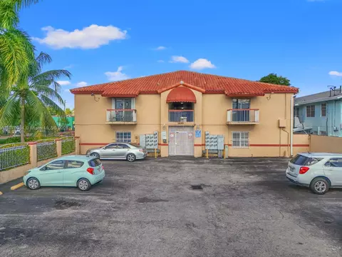 1699 SW 7th St # 203, Miami, FL 33135