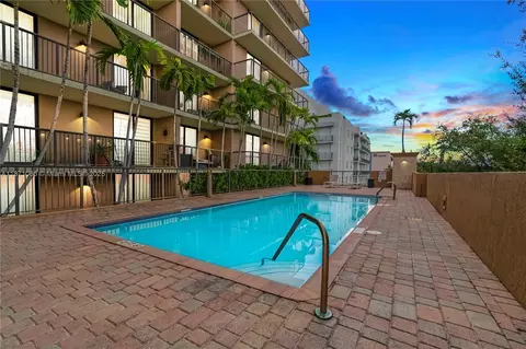 1690 SW 27th Ave #604, Miami, FL 33145